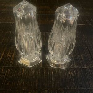 Mikasa Icicle Lead Crystal Glass Salt & Pepper Shakers with Stoppers Set of 2
